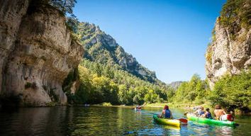 Balade en canoë dans les Gorges du Tarn en Lozère