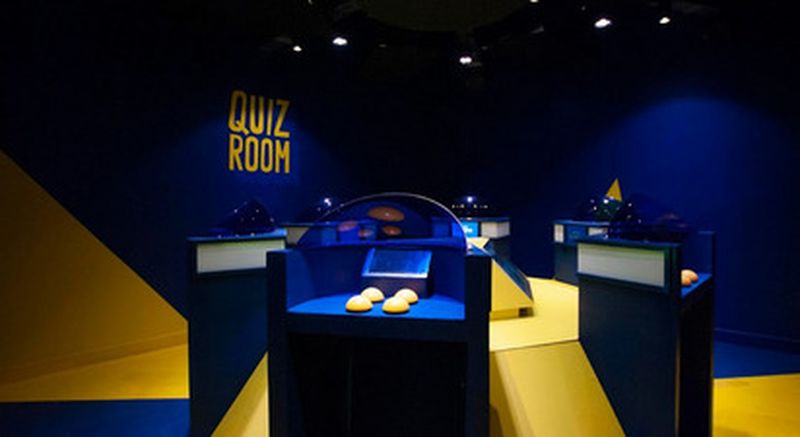Participation à un Quiz Immersif dans un décor de jeu télé à Clermont Ferrand