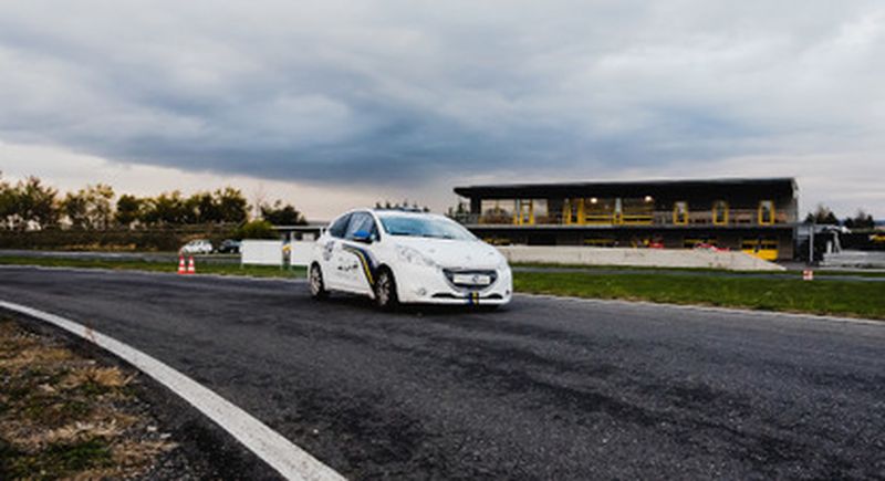 Baptême de vitesse en 208 Racing Cup - Circuit Andrézieux