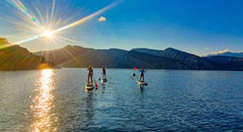 Paddle sur le Lac de Serre-Ponçon à Rousset