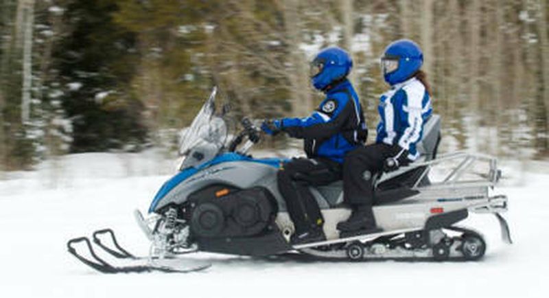 Randonnée en Motoneige et repas dans le Mercantour