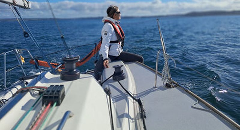 Cours de voile sur voilier à Douarnenez