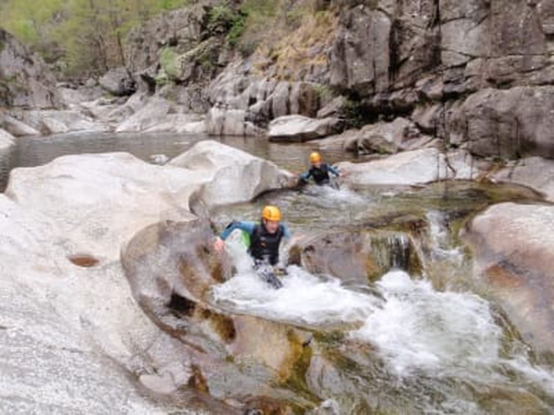 Descente du canyon du Chassezac en Ardèche