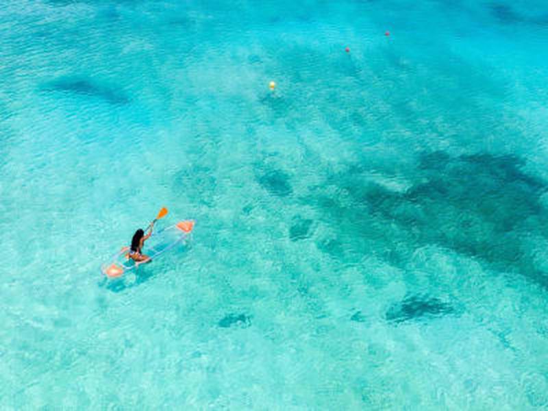 Location de kayak transparent dans l’Anse du Souffleur à Port-Louis, Guadeloupe