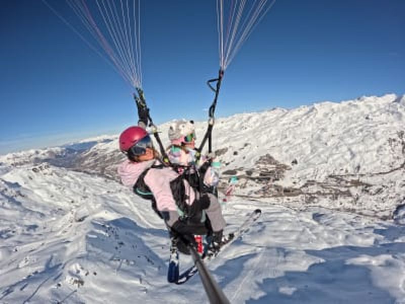 Vol en parapente biplace hiver aux Menuires