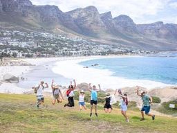 Randonnée guidée au Cap, du pied de Lion's Head à Camps Bay Beach
