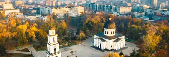 Visite dans Chișinău + visite des caves à vin Mileștii Mici
