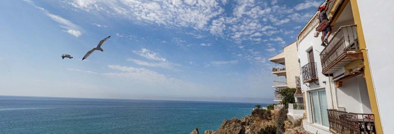 Excursion à Nerja, Frigiliana et El Acebuchal en petit groupe