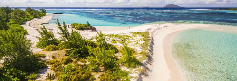 Excursion à l'îlot Gabriel en catamaran