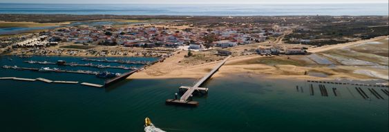 Bateau pour les îles de Deserta, Farol et Culatra
