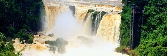 Saltos del Monday, Parc Aventura et Hito de las Tres Fronteras