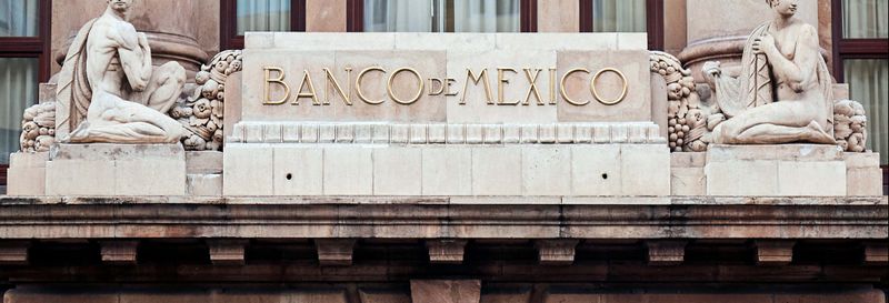 Visite de la Banque nationale et des palais de Mexico
