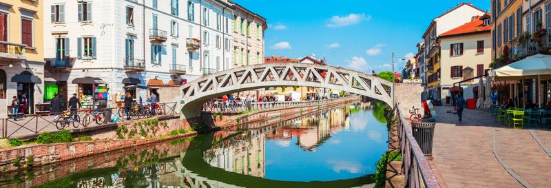 Balade en bateau sur les canaux des Navigli de Milan