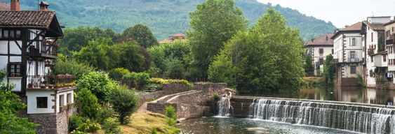 Excursion dans la vallée du Baztan et les grottes de Zugarramurdi