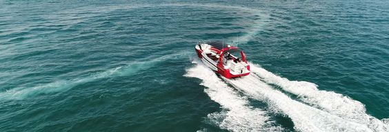 Balade en bateau à moteur sur la Costa Daurada