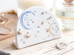 Atelier porte bijoux en céramique à Aix-en-Provence (13)