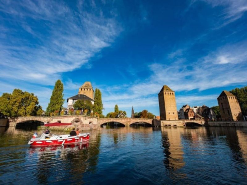 Location de bateau électrique (5 pers. max) à Strasbourg