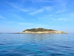 Balade en bateau dans les Calanques du Var depuis St-Cyr-sur-Mer