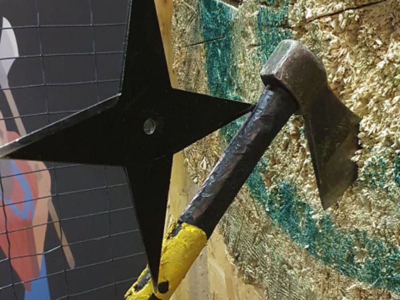 Lancer de couteau proche de Saint-Etienne (42)