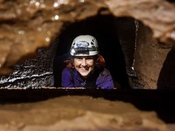 Spéléologie à Vallon-Pont-d'Arc (07)