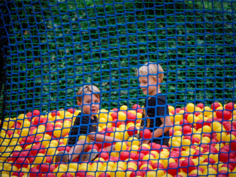 Parcours filets et trampolines à Meudon (92)