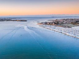 Soirée en Catamaran dans la rade de Lorient depuis Larmor-Plage