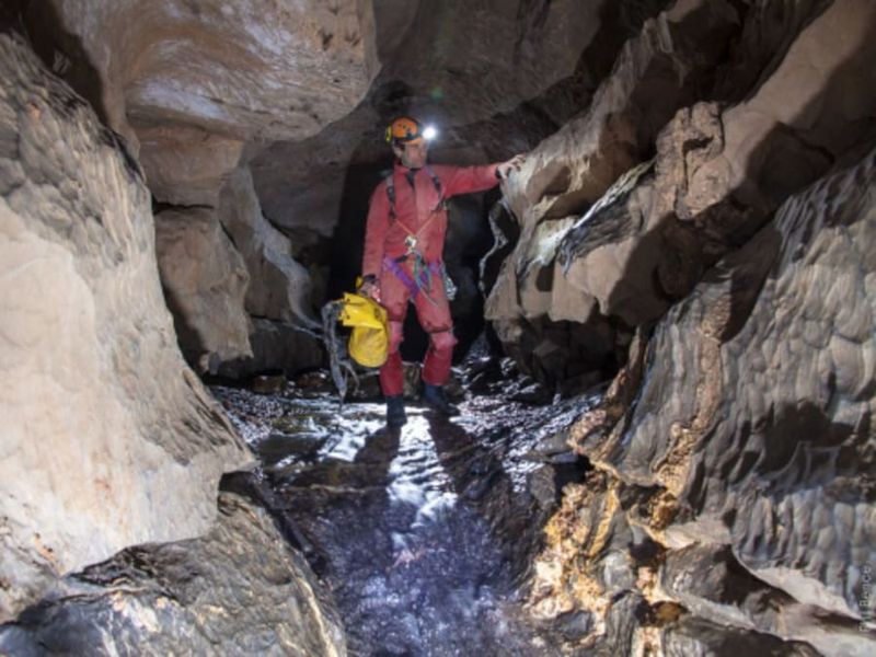 Spéléologie dans la Grotte de Vicdessos (09)