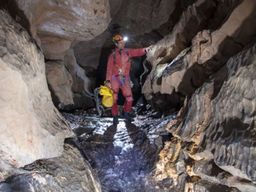Spéléologie dans la Grotte de Vicdessos (09)
