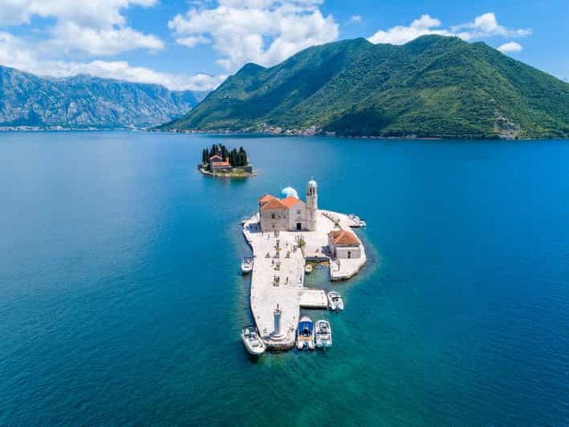 Kotor : excursion en bateau vers la vieille ville de Perast et Notre-Dame-des-Rochers