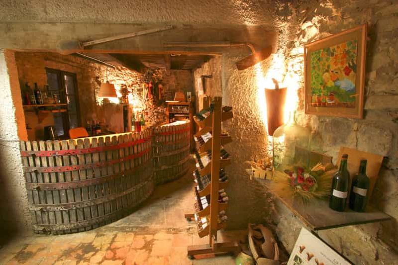 Château Villemagne : Visite de la cave et dégustation de nos vins.