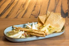 Visite et expérience gastronomique : Carpaccio, saumon et fromages