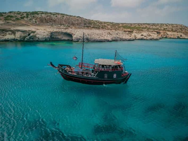 Protaras : croisière pirate dans le lagon bleu et les tortues