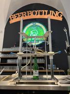 Prague : Visite du musée de la bière avec dégustation et embouteillage de bière