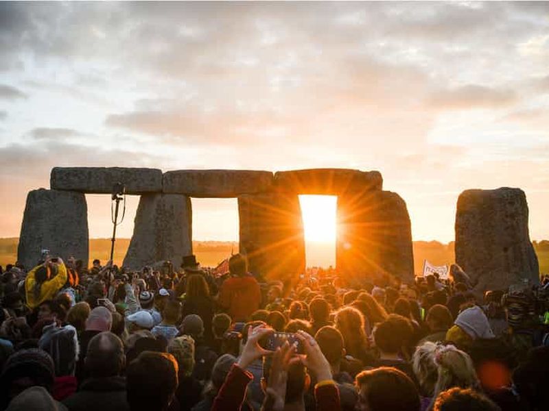 Depuis Londres : visite guidée de la célébration du solstice à Stonehenge
