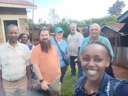 Nairobi : expérience dans un village des Aberdare avec un guide de la région