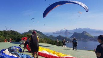 Niterói : Expérience de parapente avec des photos et vidéos GoPro