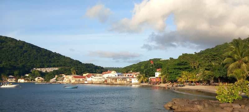 Visite à pied : Meurtres au paradis et passage au poste de police Honoré