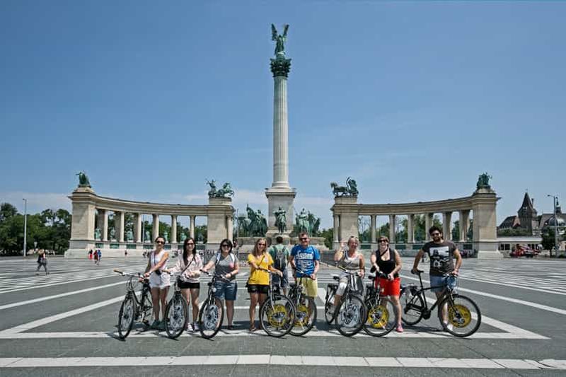 Budapest : Tour de ville à vélo avec arrêt café