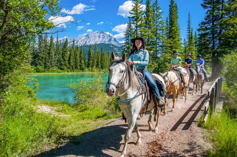 Parc national Banff : balade à cheval d'une heure sur la rivière Bow