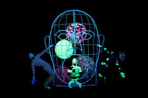 Prague : WOW Show Théâtre de lumière noire