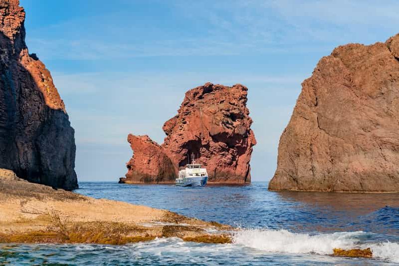 Depuis Porto : visite de Scandola et Girolata en bateau