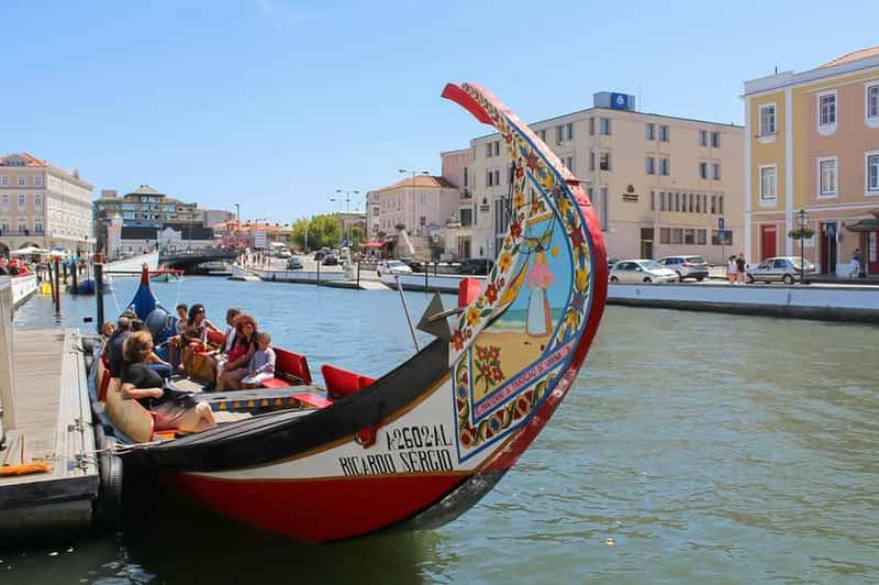 Aveiro : Tour en bateau traditionnel de Moliceiro