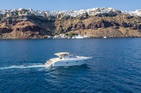 Santorin : Croisière en yacht privé avec Open Bar et repas