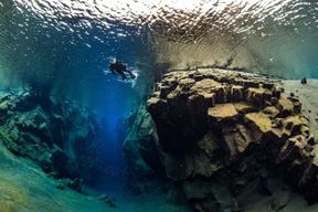 Silfra : Circuit de plongée en apnée entre les plaques tectoniques
