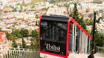 Tbilissi : Parc Mtatsminda avec funiculaire et téléphérique