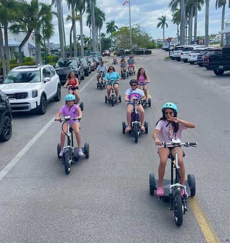 Naples, Floride : visite du centre-ville en tricycle électrique - Plaisir en famille