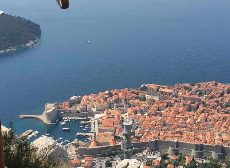 Dubrovnik : randonnée au lever du soleil sur le mont Srđ + Yoga au lever du soleil au point de vue.