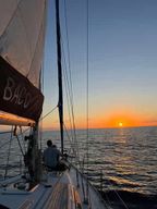 Croisière privée au coucher du soleil – Ponta Delgada