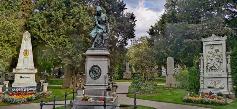 Vienne : Visite privée à pied du cimetière central