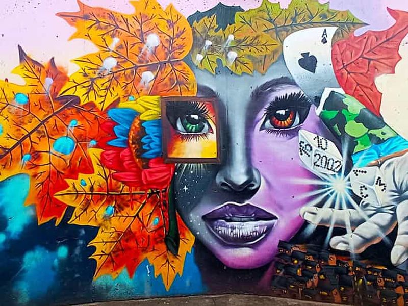 Medellín : visite des graffitis de la Comuna 13 avec dégustation de cuisine de rue et trajet en téléphérique